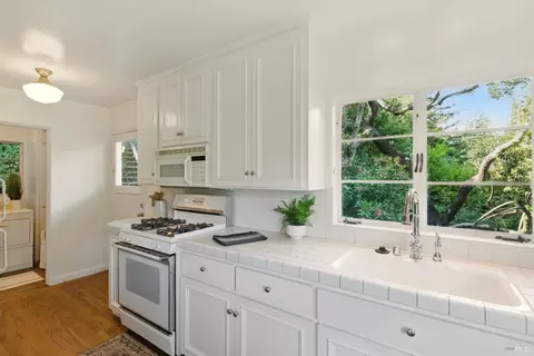 124 Circle Ave, Mill Valley, CA 94941 photo 12