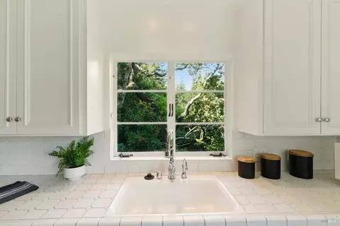 124 Circle Ave, Mill Valley, CA 94941 photo 11