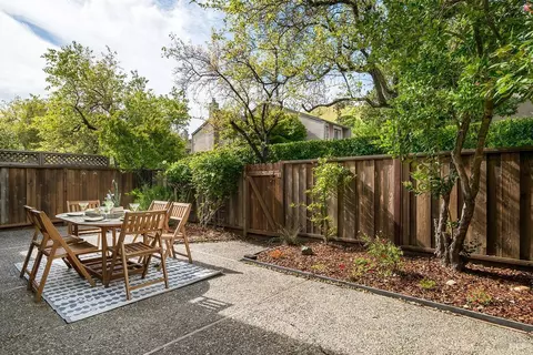 Exterior - 728 Walnut Ct, Novato, CA 94945 photo 3 of 6