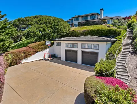 Exterior - 205 Taylor Rd, Tiburon, CA 94920 photo 13 of 14