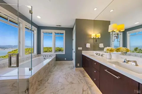 Bath - 205 Taylor Rd, Tiburon, CA 94920 photo 3 of 8