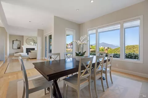 Dining - 205 Taylor Rd, Tiburon, CA 94920 photo 1 of 5