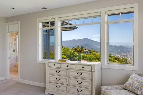 Bedroom - 205 Taylor Rd, Tiburon, CA 94920 photo 3 of 5