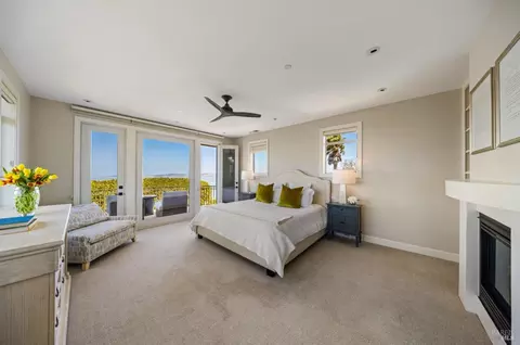 Bedroom - 205 Taylor Rd, Tiburon, CA 94920 photo 1 of 5