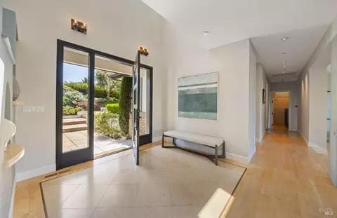 Entry Way - 205 Taylor Rd, Tiburon, CA 94920 photo 1 of 5
