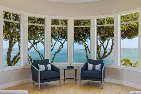 Living - 205 Taylor Rd, Tiburon, CA 94920 photo 3 of 7