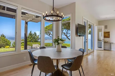 Dining - 205 Taylor Rd, Tiburon, CA 94920 photo 4 of 5