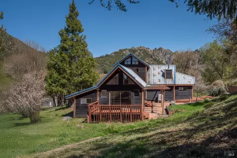 6285 Spyrock Rd, Laytonville, CA 95454