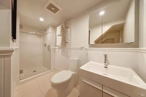 Bath - 44 Mirabel Ave, Mill Valley, CA 94941 photo 10 of 10
