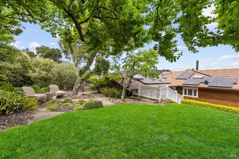 Exterior - 44 Mirabel Ave, Mill Valley, CA 94941 photo 15 of 16