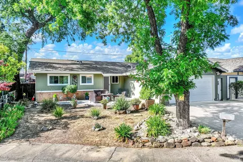 519 Westwood Ct, Vacaville, CA 95688