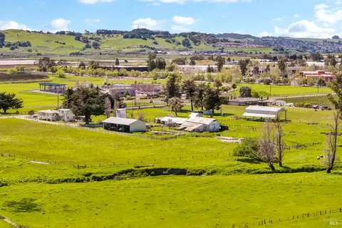 4091 Lakeville Hwy, Petaluma, CA 94954