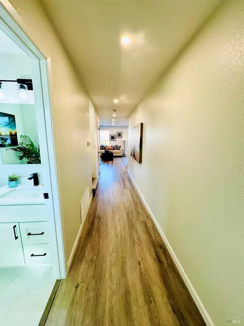 19 4th St, Richmond, CA 94801 photo 2