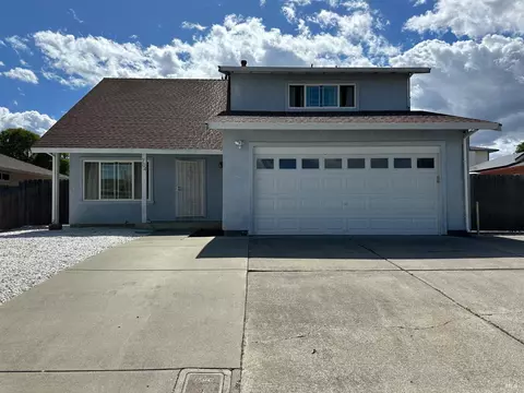 704 Crane Dr, Suisun City, CA 94585