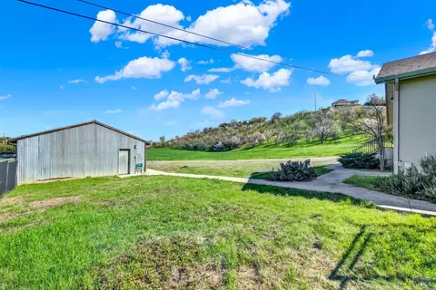 Exterior - 8560 Holmes Ln, Winters, CA 95694 photo 24 of 27