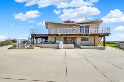 Exterior - 8560 Holmes Ln, Winters, CA 95694 photo 15 of 27