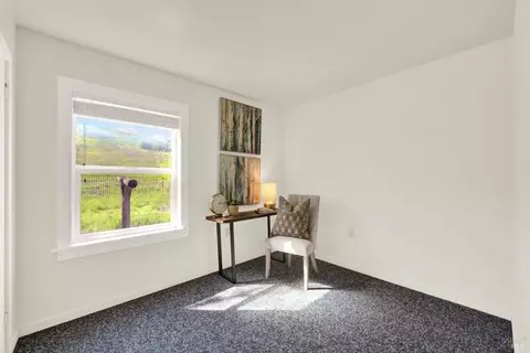 Bedroom - 8560 Holmes Ln, Winters, CA 95694 photo 6 of 7