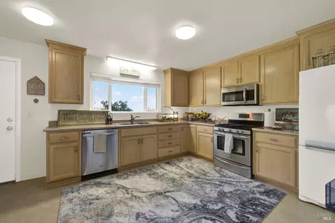 Kitchen - 8560 Holmes Ln, Winters, CA 95694 photo 8 of 9
