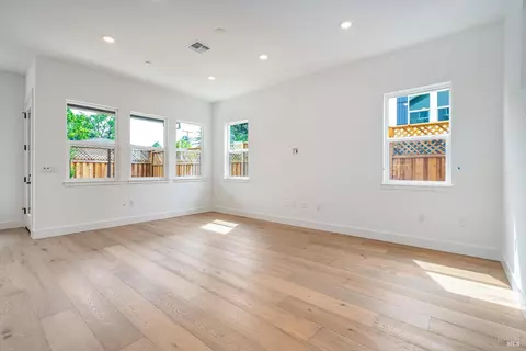 101 Grace Ln, Napa, CA 94559 photo 11