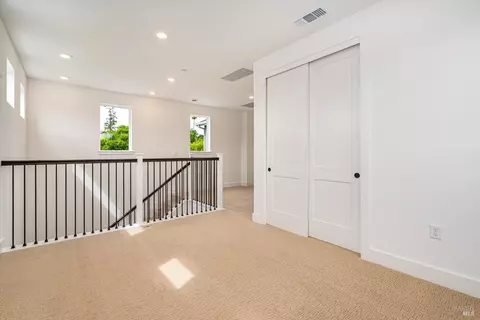 101 Grace Ln, Napa, CA 94559 photo 24