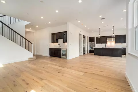 101 Grace Ln, Napa, CA 94559 photo 14