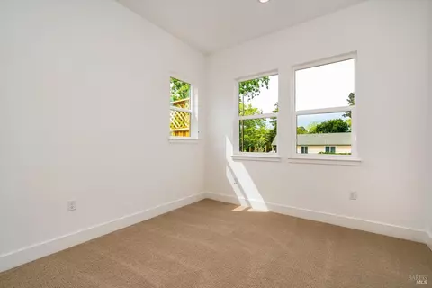 101 Grace Ln, Napa, CA 94559 photo 5