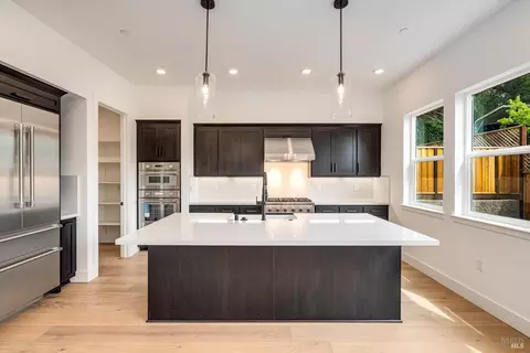 101 Grace Ln, Napa, CA 94559 photo 16