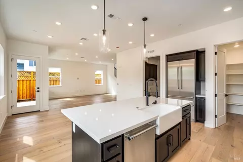 101 Grace Ln, Napa, CA 94559 photo 18