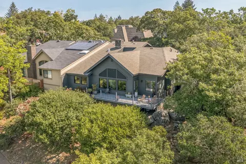 3207 Broken Twig Ln, Santa Rosa, CA 95404