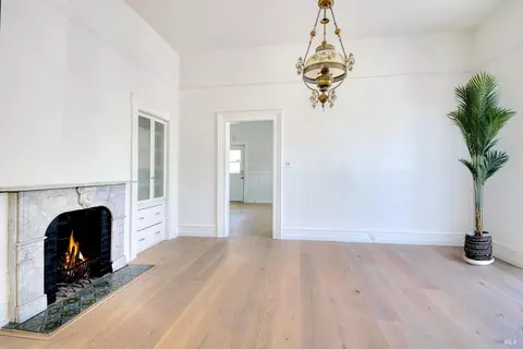 Living - 100 5th St, Petaluma, CA 94952 photo 1 of 3