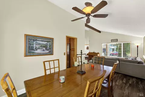 575 Gregory Dr, Vacaville, CA 95687 photo 11