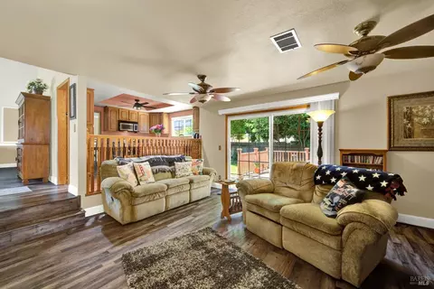 575 Gregory Dr, Vacaville, CA 95687 photo 19