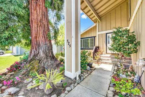 575 Gregory Dr, Vacaville, CA 95687 photo 4