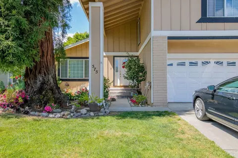 575 Gregory Dr, Vacaville, CA 95687 photo 2