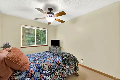 575 Gregory Dr, Vacaville, CA 95687 photo 28