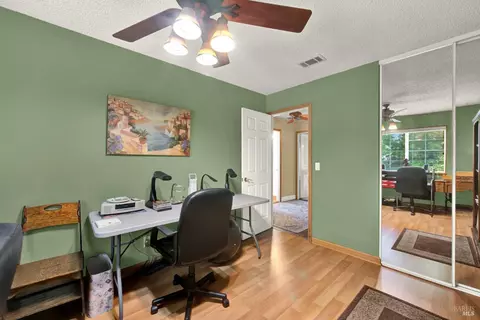 575 Gregory Dr, Vacaville, CA 95687 photo 25