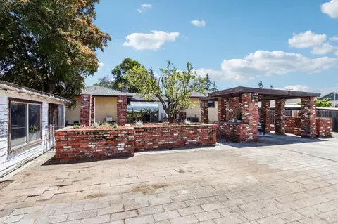 635 E 5th St, Benicia, CA 94510 photo 40