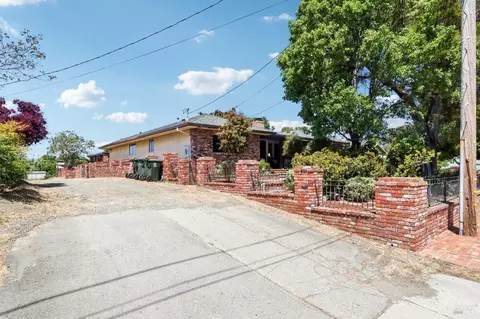 635 E 5th St, Benicia, CA 94510 photo 11