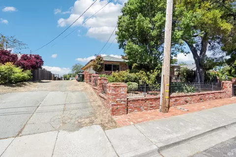 635 E 5th St, Benicia, CA 94510 photo 10