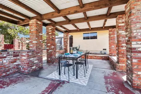 635 E 5th St, Benicia, CA 94510 photo 8
