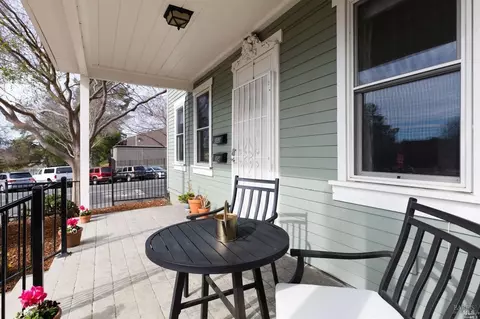 302 Capitol St, Vallejo, CA 94590 photo 2