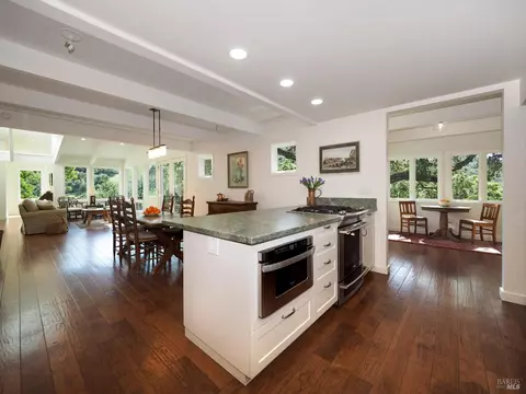 23078 Vineyard Rd, Geyserville, CA 95441 photo 6