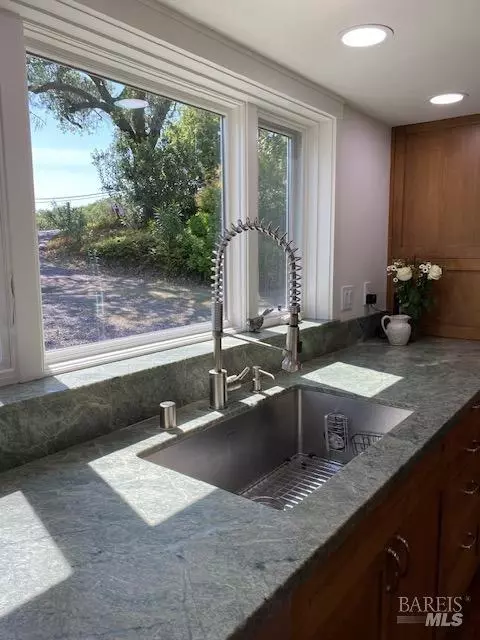 23078 Vineyard Rd, Geyserville, CA 95441 photo 22