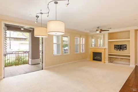 1105 Azuar Ave, Vallejo, CA 94592 photo 12