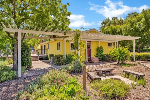 9700 Spring Valley Rd, Potter Valley, CA 95469