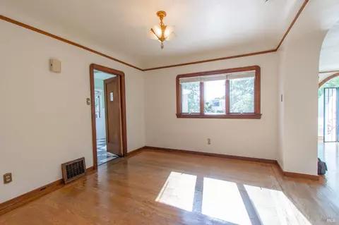1124 Tuolumne St, Vallejo, CA 94590 photo 17