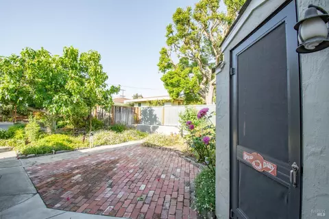 1124 Tuolumne St, Vallejo, CA 94590 photo 70