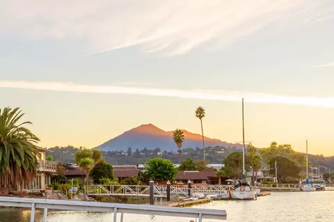 13 Amalfi Pl, San Rafael, CA 94901