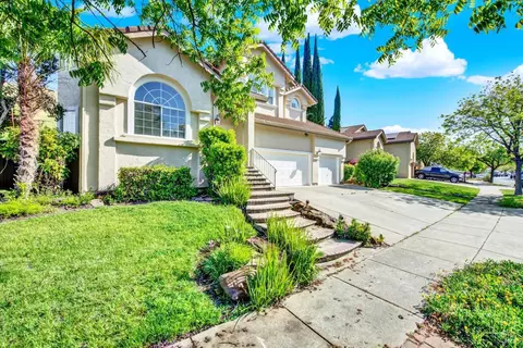 Exterior - 2156 Fox Glen Dr, Fairfield, CA 94534 photo 13 of 16