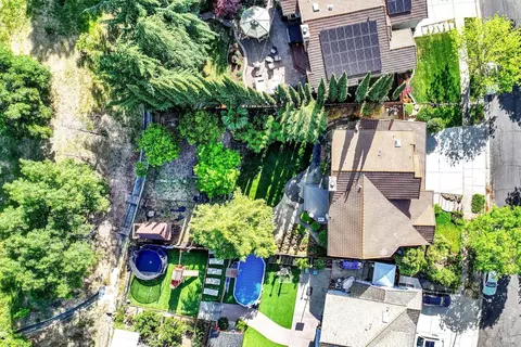 View/Area - 2156 Fox Glen Dr, Fairfield, CA 94534 photo 2 of 9